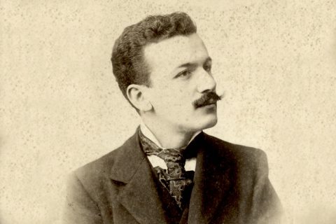 Álvarez Quintero Serafín